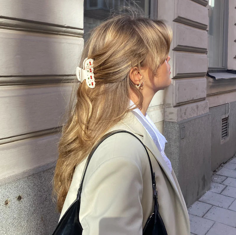 Emi Jay Sweetheart Clip Cherry Pie